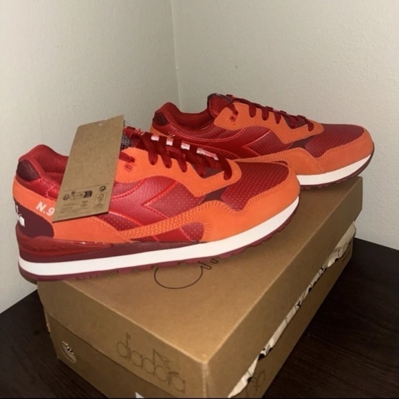 Diadora Other - DIADORA Men N92 Shade Cherry Tomato Running Shoes Size 9